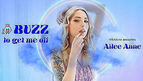 Hot blonde slutty dildo fucks her pussy