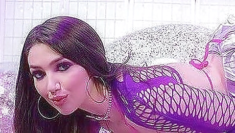 Makeiller previewano grooby is ready to get dirty