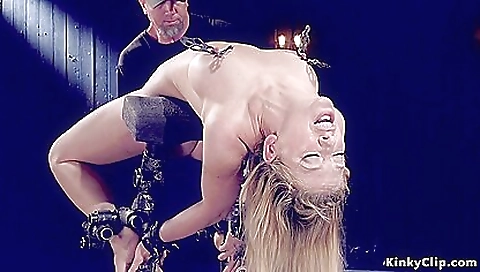 Slutty blonde slut showee spencerer take bruty ass fucked