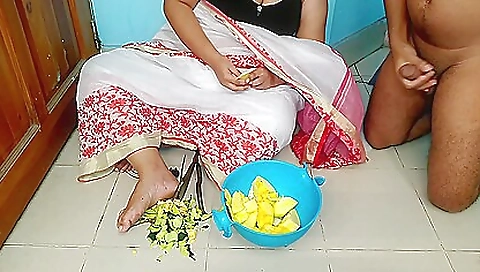 Mas caribbeanuch strippers chick fucked by a huge cock shifts