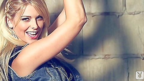 Hot verucaa tabithaie with big black cock